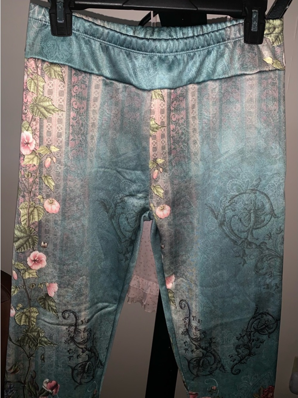 High Waist Pretty Pattern Casual Pants L NWOT